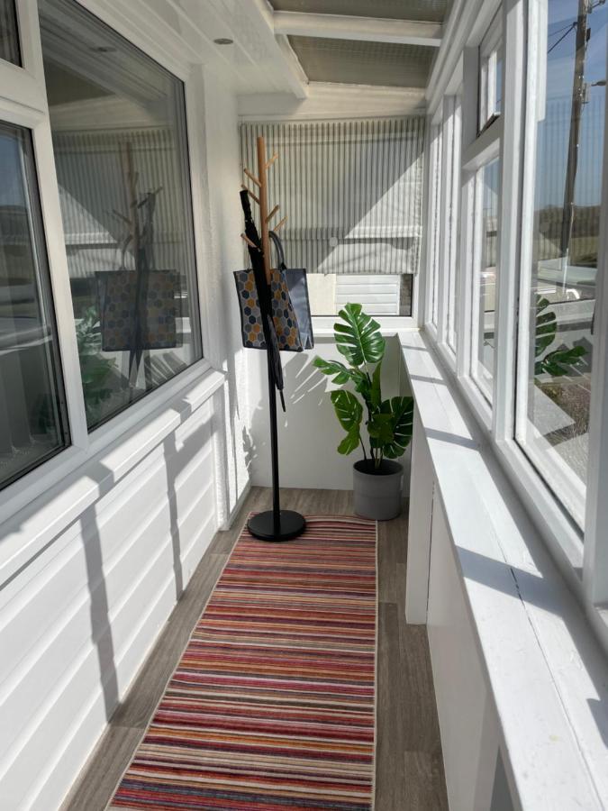 Lovely Flat Set In Parish Boundary Of Instow Appartement Buitenkant foto